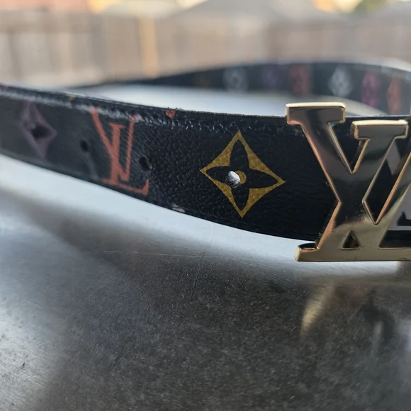 Louis Vuitton Black Belt with Gold Buckle - Picture 9 of 9